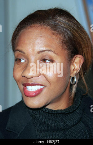 MC LYTE KINGDOM COME BEVERLEY HILLS LOS ANGELES USA 4. April 2001 Stockfoto