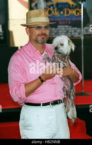 JOE PANTOLIANO & PEEK "Katzen und Hunde" HOLLYWOOD LOS ANGELES USA 20. Juni 2001 Stockfoto