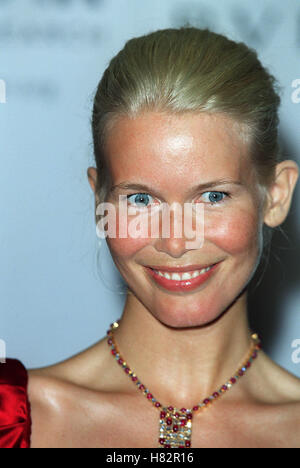 CLAUDIA SCHIFFER AMFAR GALA Venedig FILM FESTIVAL 2001 SAN GIORGIO MAGGIORE Venedig Italien 31. August 2001 Stockfoto