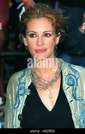 JULIA ROBERTS AMERICA SWEETHEARTS PREMIERE L.A. WESTWOOD LOS ANGELES USA 17. Juli 2001 Stockfoto