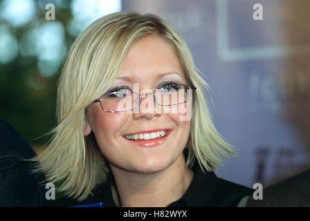 SUZANNE SHAW SPEC Träger AWARDS 2001 LEICESTER SQ LONDON ENGLAND 31. Oktober 2001 Stockfoto