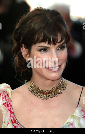 SANDRA BULLOCK CANNES FILM FESTIVAL 2002 CANNES FILM FESTIVAL CANNES Frankreich 24 Mai 2002 Stockfoto