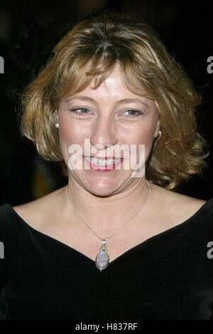 TRACEY WILKINSON TV-MOMENT des Jahres 2002 das ROYAL OPERA HOUSE LONDON ENGLAND 8. Dezember 2002 Stockfoto