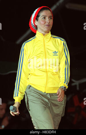 SHARLEEN SPITERI T im PARK 2001 KINROSS Schottland 08 Juli 2001 Stockfoto