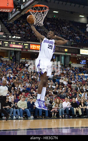 Februar 2010; Sacramento, CA, USA; Sacramento Kings Stürmer Donte Greene (20) springt im zweiten Quartal in der ARCO Arena gegen die Los Angeles Clippers. Sacramento besiegte Los Angeles mit 97:92. Stockfoto