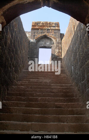 Raigad ist ein Hügel Fort in Mahad, Raigad Bezirk von Maharashtra, Indien. Es ist eine der stärksten Festungen auf dem Deccan Plateau Stockfoto