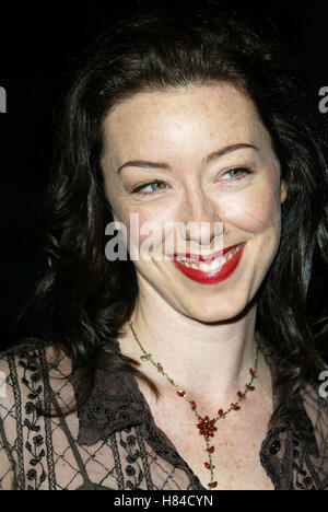 MOLLY PARKER GEBRECHLICHKEIT Filmpremiere SANTA MONICA LOS ANGELES USA 9. April 2002 Stockfoto