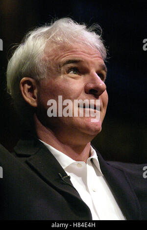 STEVE MARTIN. LA TIMES FESTIVAL Bücher UCLA CAMPUS WESTWOOD LOS Angeles USA 28. April 2002 Stockfoto