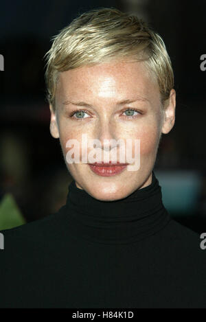 CONNIE NIELSEN WINDTALKERS FILM PREMIERE LA CHINESE THEATRE HOLLYWOOD LOS ANGELES USA 11. Juni 2002 Stockfoto