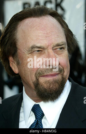 RIP TORN Männer IN schwarzen II PREMIERE LOS ANGELES MANN VILLAGE Theater WESTWOOD LOS ANGELES USA 26. Juni 2002 Stockfoto