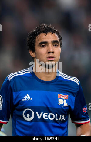 Rafael da Silva (Lyon), 2. November 2016 - Fußball / Fußball: Gruppe H der UEFA Champions League Spiel zwischen Juventus FC 1: 1-Olympique Lyonnais Juventus Stadium in Turin, Italien. (Foto Maurizio Borsari/AFLO) Stockfoto