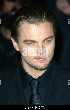 LEONARDO DICAPRIO "CATCH ME IF YOU CAN" PREMIERE EMPIRE THEATER LEICESTER SQ LONDON ENGLAND 27. Januar 2003 Stockfoto
