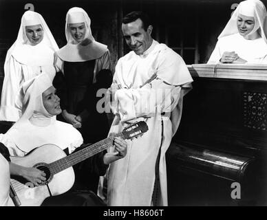 Dominique - Die Singende Henny, (die singende Nonne) USA 1965, Regie: Henry Koster, DEBBIE REYNOLDS, RICARDO MONTALBAN, Stichwort: Gitarre, Pater, Musizieren Stockfoto