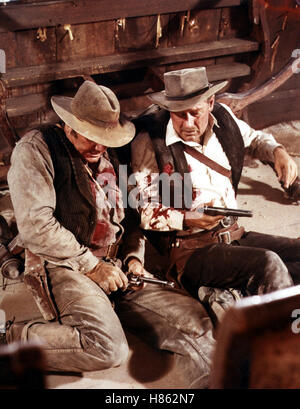 Sie Kannten Keine Gnade, (THE WILD BUNCH) USA 1969, Regie: Sam Peckinpah, ERNEST BORGNINE, WILLIAM HOLDEN, Stichwort: Kampf, Blut, Schießerei, Verwundung Stockfoto