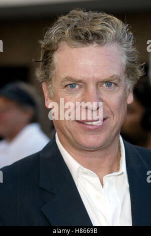 CHRISTOPHER MCDONALD Blut Arbeit Welt PREMIERE WARNER BROS STUDIO BACKLOT BURBANK LOS ANGELES USA 6. August 2002 Stockfoto