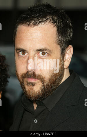 MARK ROMANEK ONE HOUR PHOTO LA BEVERLY HILLS LOS ANGELES USA PREMIERE 22. August 2002 Stockfoto