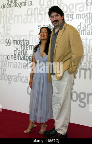 SALMA HAYEK & ALFRED MOLINA FRIDA PHOTOCALL FEST Venedig FILM FESTIVAL Venedig Venedig 29. August 2002 Stockfoto