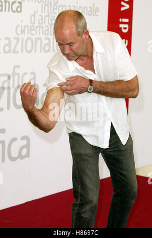 GARY SWEET TRACKER PHOTOCALL Venedig FILM FESTIVAL Venedig Italien 6. September 2002 Stockfoto