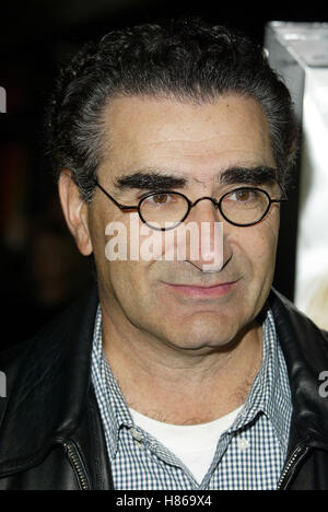 EUGENE LEVY DIE KNALLKÖRPER-SCHWESTERN. PREMIERE der GROVE in LOS ANGELES USA 19. September 2002 Stockfoto