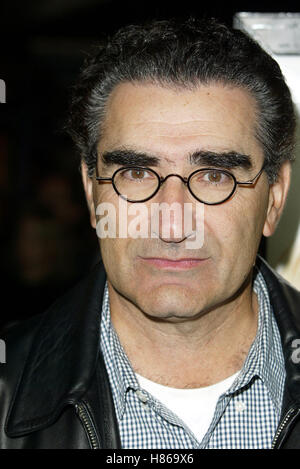 EUGENE LEVY DIE KNALLKÖRPER-SCHWESTERN. PREMIERE der GROVE in LOS ANGELES USA 19. September 2002 Stockfoto