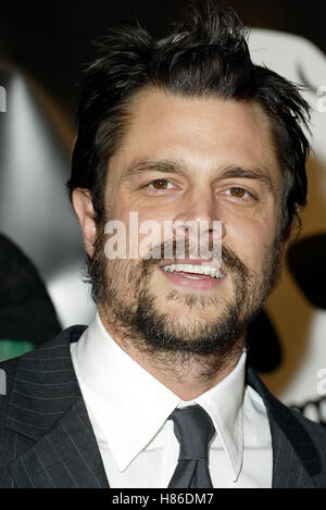 JOHNNY KNOXVILLE JACKASS Film Welt PREM CINERAMA DOME HOLLYWOOD LOS ANGELES USA 21. Oktober 2002 Stockfoto