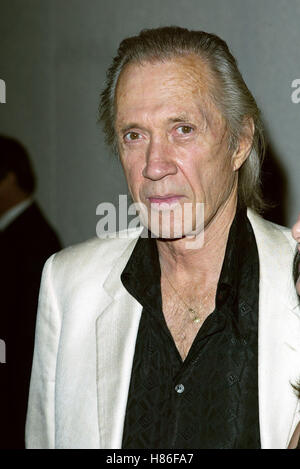 DAVID CARRADINE NORBY WALTERS HOLIDAY PARTY FRIARS CLUB BEVERLY HILLS LOS ANGELES U.S. 24. November 2002 Stockfoto