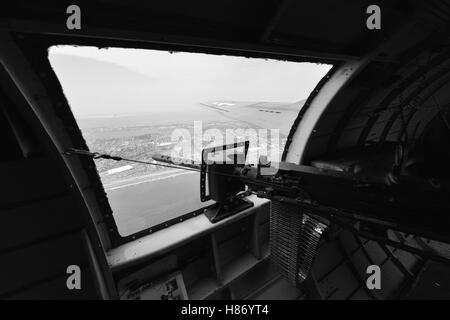 Boeing B-17 fliegende Festung... Thunderbird. Die originellsten fliegenden Festung in der Welt behalten ihre volle Kriegszeit Armaturen. Stockfoto