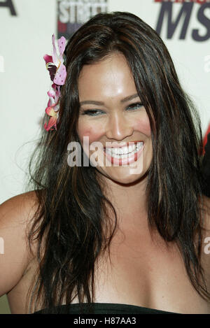 TIA CARRERE 10. Rennen MS GALA Jahrhundert PLAZA HOTEL CENTURY CITY LOS ANGELES USA 9. Mai 2003 löschen Stockfoto