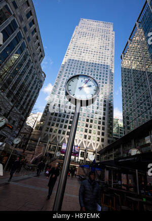 One Canada Square ist die Keynote Gebäude des Canary Wharf Geschäfts- und Finanzzentrum in London UK Stockfoto