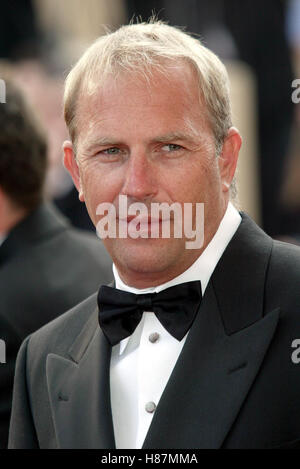 KEVIN COSTNER CANNES FILM FESTIVAL CANNES Frankreich 15. Mai 2003 Stockfoto