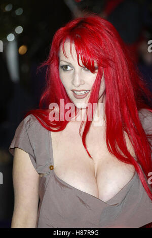 JANE GOLDMAN BRITISH COMEDY AWARDS 2003 TELEVISION CENTRE LONDON UK 10 Dezember 2003 Stockfoto