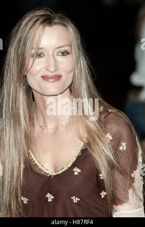 NATASCHA MCELHONE LORD OF THE RINGS PREMIERE 200 ODEON LEICESTER SQUARE LONDON ENGLAND 11. Dezember 2003 Stockfoto
