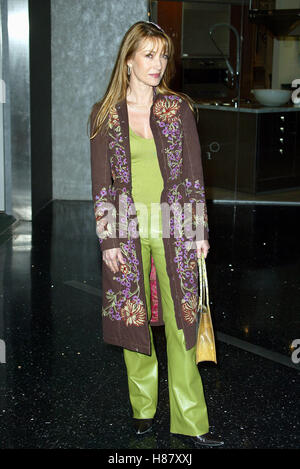 JANE SEYMOUR die PENTAGON PAPERS PREMIERE PACIFIC DESIGN Center BEVERLY HILLS LA USA 4. März 2003 Stockfoto
