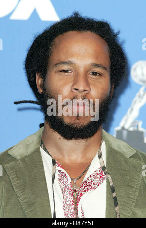 ZIGGY MARLEY 34TH NAACP IMAGE AWARDS UNIVERSAL Amphitheater BURBANK LOS ANGELES USA 8. März 2003 Stockfoto