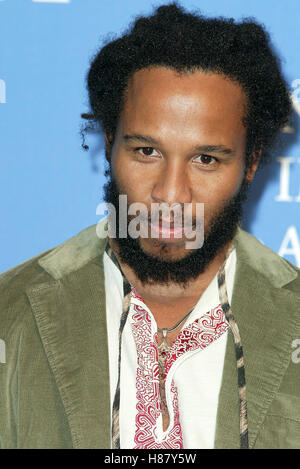 ZIGGY MARLEY 34TH NAACP IMAGE AWARDS UNIVERSAL Amphitheater BURBANK LOS ANGELES USA 8. März 2003 Stockfoto