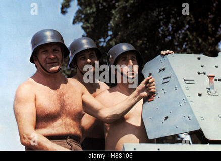 Hurra, sterben 7. Kompanie ist Wieder da!, (ON A RETROUVE LA 7e COMPAGNIE!) F 1975, Regie: Robert Lamoureux, PIERRE MONDI, HENRI GUYBET + JEAN LEFEBVRE, Stichwort: Soldatenhelm Stockfoto