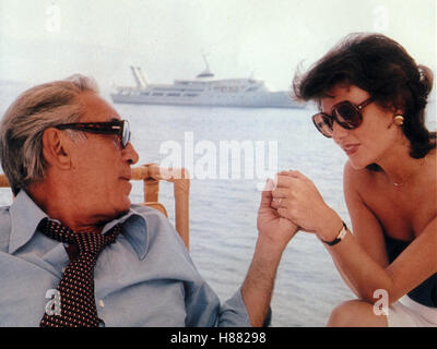 Der Große griechische, (der griechische TYCOON) USA 1977, Regie: J. Lee Thompson, ANTHONY QUINN, JAQUELINE BISSET, Stichwort: Paar, umschlägt Zweisimmen, Brille, Sonnenbrille Stockfoto