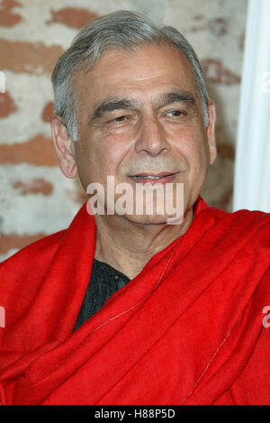 ISMAIL MERCHANT LE Scheidung Filmpremiere WESTWOOD LOS ANGELES USA 29. Juli 2003 Stockfoto