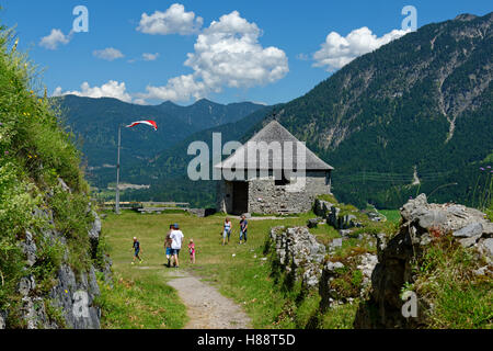 Ehrenberg Burgruine, Touristen, Reutte, Tirol, Österreich Stockfoto