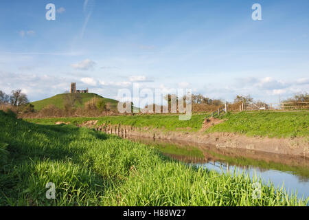 Blick auf Graben prahlen am frühen Abend mit dem Fluß Parrett im Vordergrund, Somerset, England, Vereinigtes Königreich, Europa Stockfoto