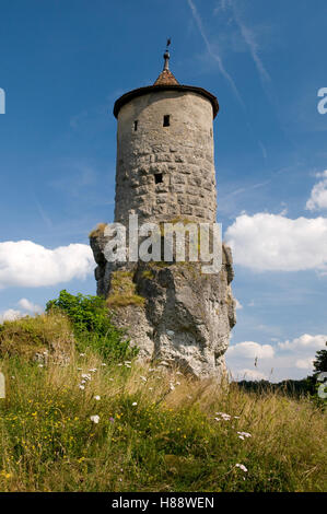 Steinerne Beutel, ein Wahrzeichen Turm auf dem Gelände der Burg Waischenfeld, Wiesenttal, Fränkische Schweiz, Franken Stockfoto