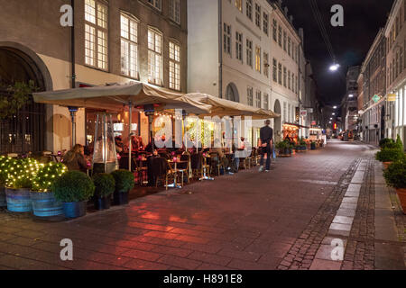 Restaurants auf der Stroget shopping-district in Kopenhagen, Dänemark Stockfoto