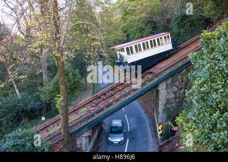 Seilbahn gonna Wallfahrtskirche Bom Jesus Monte-Kirche in Braga, Portugal Stockfoto