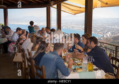 Griechenland, Kreta, Rodia Westlich von Heraklion, Restaurant Rodi Stockfoto