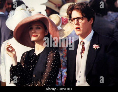 Vier Hochzeiten Und Ein Todesfall, (vier Hochzeiten und ein Todesfall) GB 1993, Regie: Mike Newell, HUGH GRANT (Re), Stichwort: Brille Stockfoto