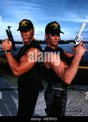 Thunder in Paradise - erfolgssichere Fälle, Coole Drinks, (THUNDER IN PARADISE) USA 1994, Regie: Douglas Schwartz, HULK HOGAN, CHRIS LEMMON, Stichwort: Muskeln, Revolver, Langwaffen, Cap Stockfoto