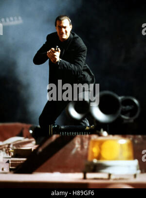 Alarmstufe: Rot 2 (UNDER SIEGE 2: DARK TERRITORY) USA 1995, Regie: Geoff Murphy, STEVEN SEAGAL, Stichwort: Schußwaffe, Revolver, Alarmlicht Stockfoto