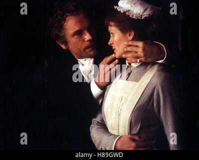 Mary Reilly, (MARY REILLY) USA 1995, Regie: Stephen Frears, JOHN MALKOVICH, JULIA ROBERTS, Stichwort: Dienstmädchen Stockfoto