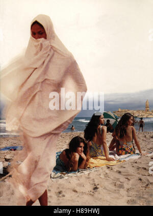 Ein Sommer in La Goulette, (UN ETE A LA GOULETTE) TUN-F-BEL 1995, Regie: Ferid Boughedir, SONIA MANKAI AVA COHEN-JONATHAN, SARAH PARIENTE, Stichwort: Strand, muslimisch, Badeanzug Stockfoto