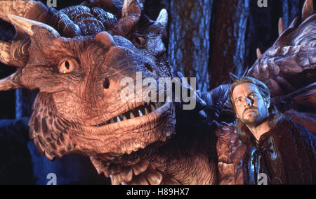 Dragonheart, (DRAGONHEART) USA 1996, Regie: Rob Cohen, DENNIS QUAID, Stichwort: Appartementblocks, Ungeheuer, Monster Stockfoto